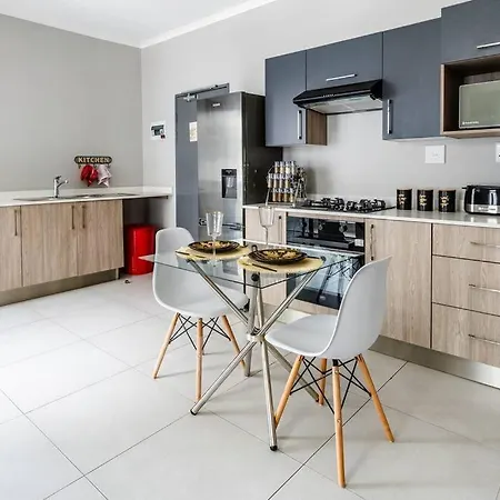 Central Serenity @Midrand Exterior photo